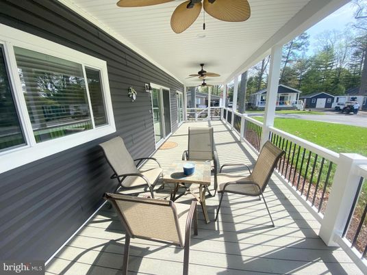 Exterior, Sun Room