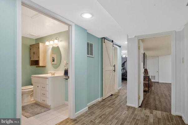 Bathroom, Interior, Recessed Lighting, Wood Texture Flooring
