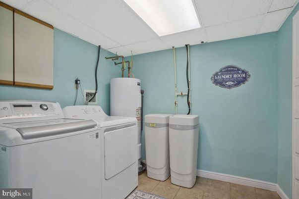 Interior, Washer