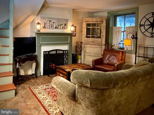 Fireplace, Interior, Living room