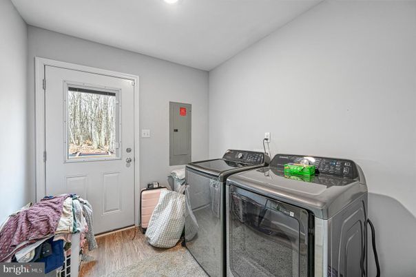 Interior, Recessed Lighting, Washer