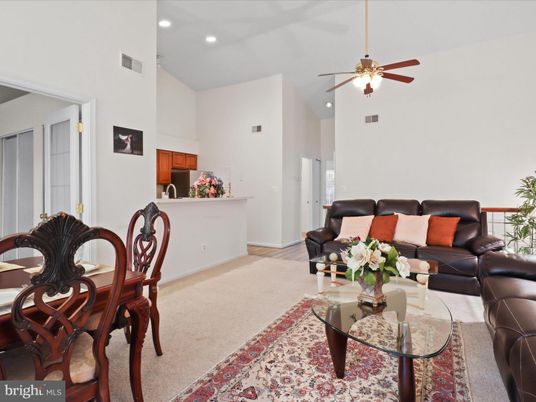 Dining room, Interior, Living room, Recessed Lighting