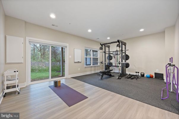 Fitness Equipment, Interior, Recessed Lighting, Wood Texture Flooring