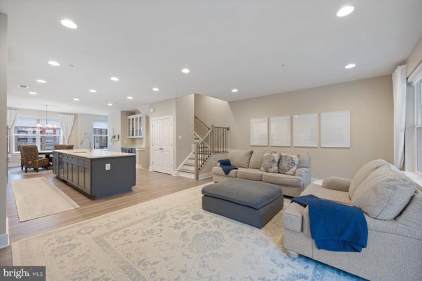 Dining room, Interior, Kitchen, Living room, Pendant Lights, Recessed Lighting, Wood Texture Flooring