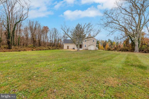 Backyard, Detached Garage, Exterior