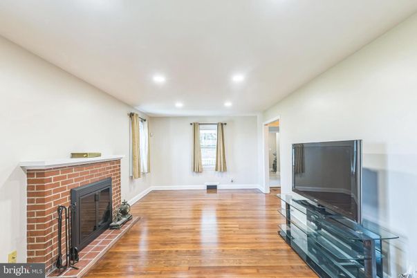 Fireplace, Interior, Recessed Lighting, Wood Texture Flooring