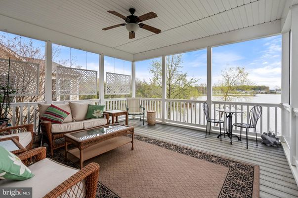 Interior, Living room, Sun Room, Water, Wood Texture Flooring