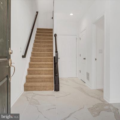 Interior, Marble, Recessed Lighting