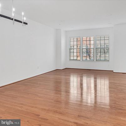 Empty room, Interior, Pendant Lights, Wood Texture Flooring