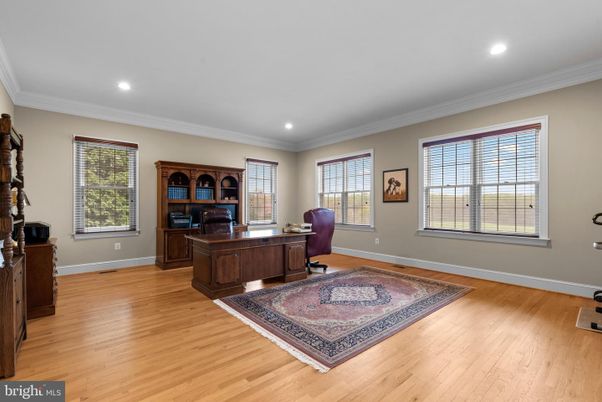 Home Office, Interior, Recessed Lighting, Wood Texture Flooring