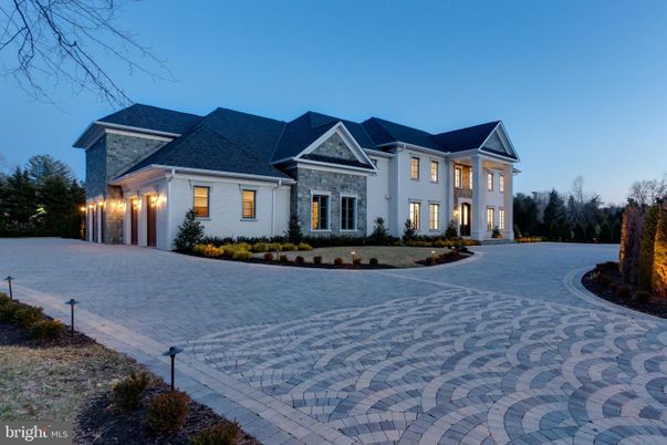 Exterior, Facade, French Provincial