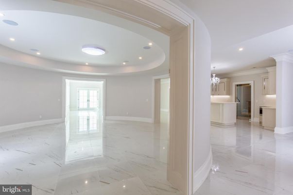 Chandelier, Empty room, Interior, Marble, Recessed Lighting