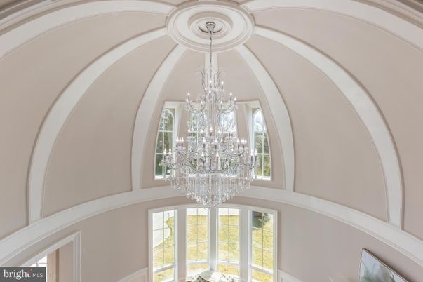 Chandelier, Interior