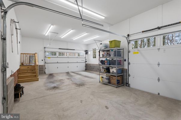 Garage, Interior