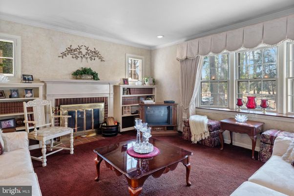 Fireplace, Interior, Living room, Recessed Lighting