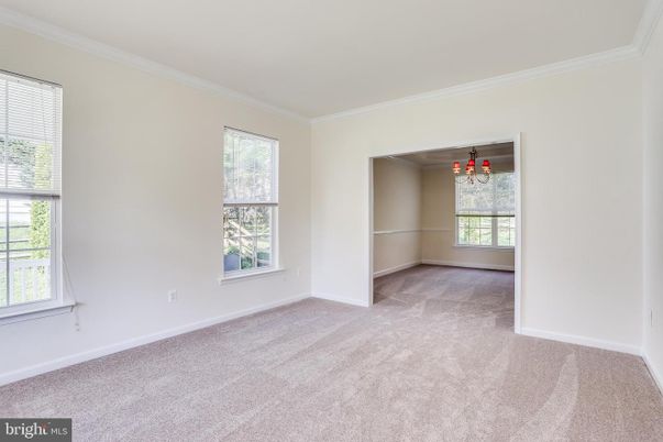 Chandelier, Empty room, Interior