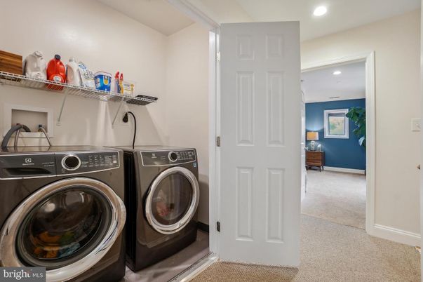 Interior, Recessed Lighting, Utility Closets, Washer