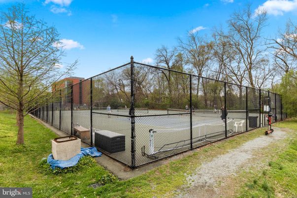 Exterior, Tennis Courts