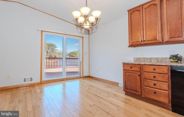 Chandelier, Empty room, Interior, Wood Texture Flooring