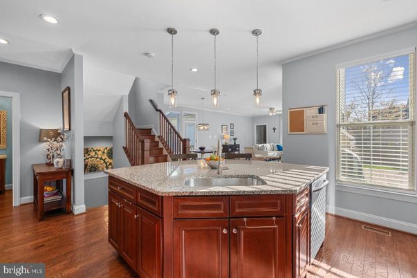 Dining room, Interior, Kitchen, Pendant Lights, Recessed Lighting, Wood Texture Flooring