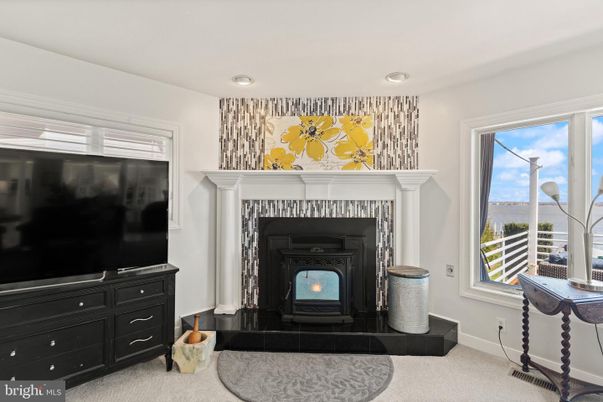 Fireplace, Interior, Recessed Lighting