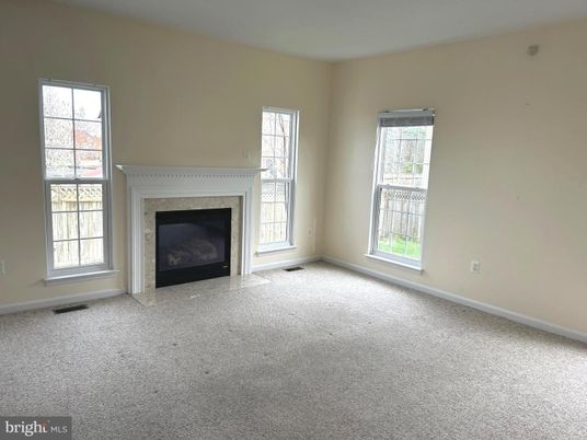 Empty room, Fireplace, Interior