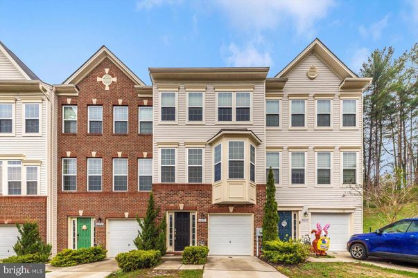 Attached, Exterior, Facade, Brick Facade, Rowhouse