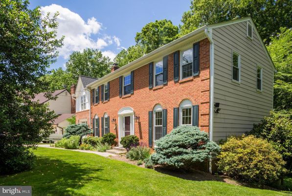 Exterior, Facade, Brick Facade, Georgian