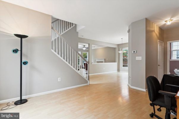 Interior, Pendant Lights, Wood Texture Flooring
