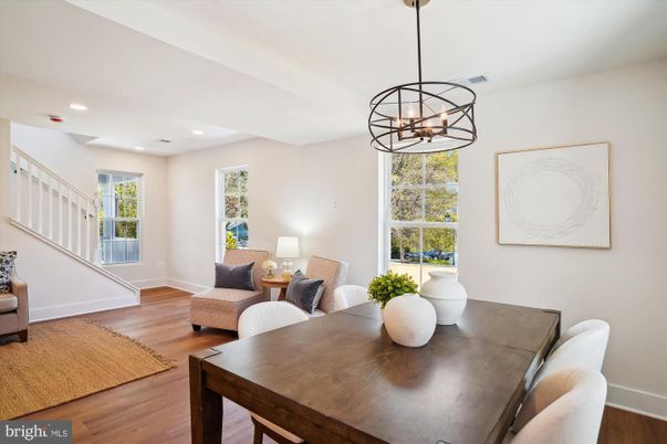 Dining room, Interior, Living room, Pendant Lights, Recessed Lighting, Wood Texture Flooring
