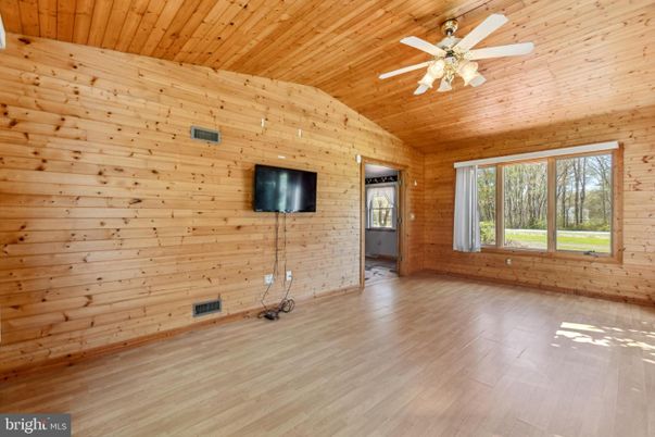 Empty room, Interior, Wooden Ceilings, Wood Texture Flooring, Wooden Walls