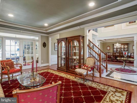 Chandelier, Dining room, Interior, Recessed Lighting, Wood Texture Flooring