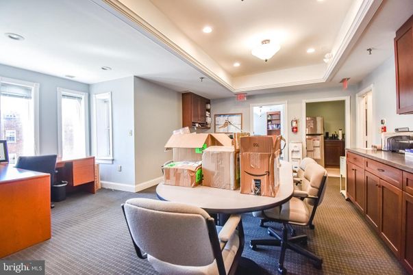 Dining room, Interior, Recessed Lighting