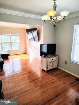 Chandelier, Interior, Wood Texture Flooring