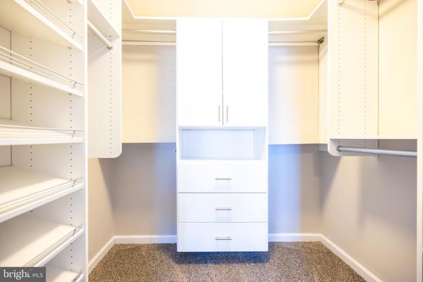 Interior, Walk-in Closets