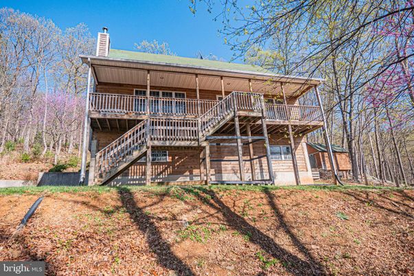 Backyard, Exterior, Facade, Log Home