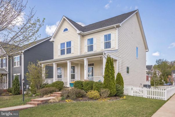 Exterior, Facade, Farmhouse