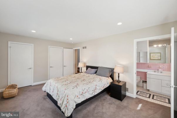 Bathroom, Bedroom, Interior, Recessed Lighting