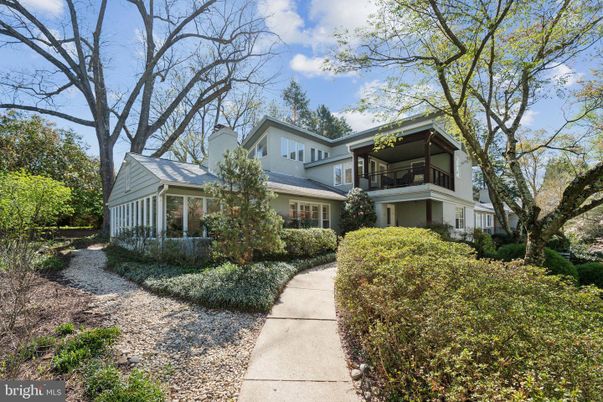 Backyard, Exterior, Facade, Farmhouse