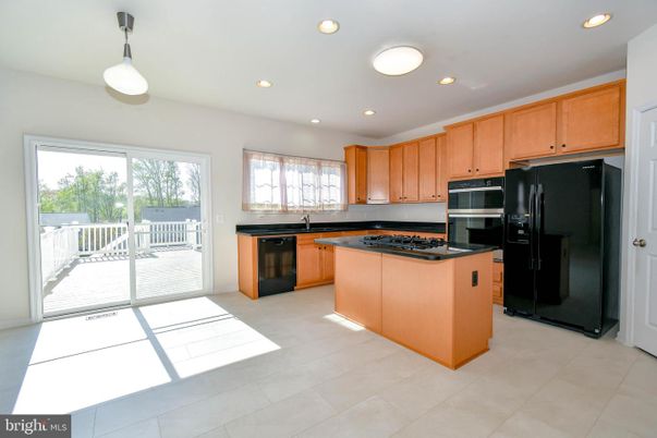 Interior, Kitchen, Pendant Lights, Recessed Lighting