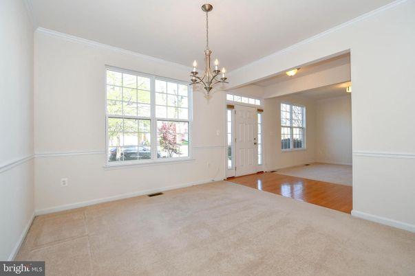 Chandelier, Empty room, Interior, Wood Texture Flooring