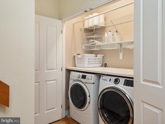Interior, Utility Closets, Washer, Wood Texture Flooring