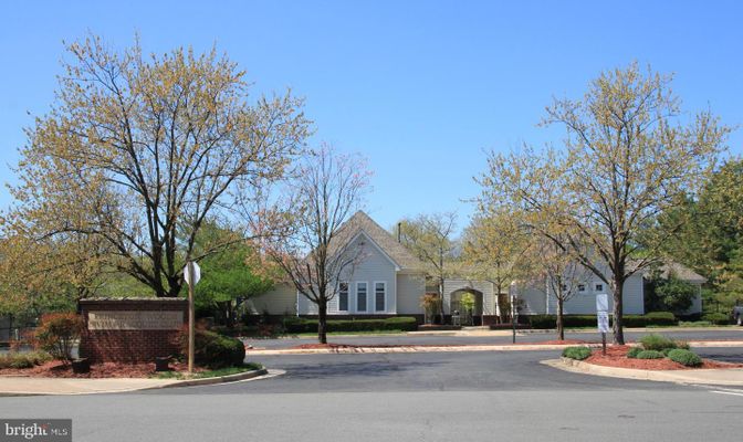 Exterior, Facade, None