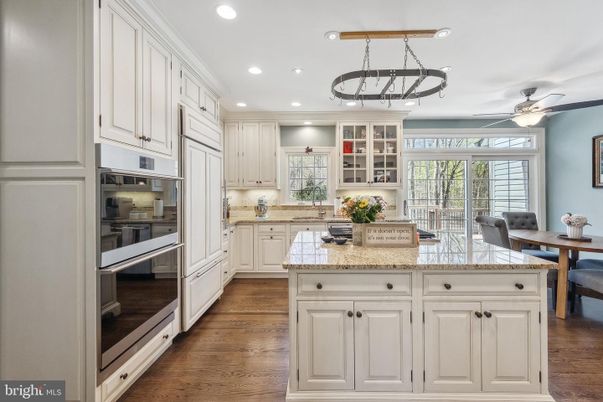 Chandelier, Dining room, Interior, Kitchen, Recessed Lighting, Wood Texture Flooring