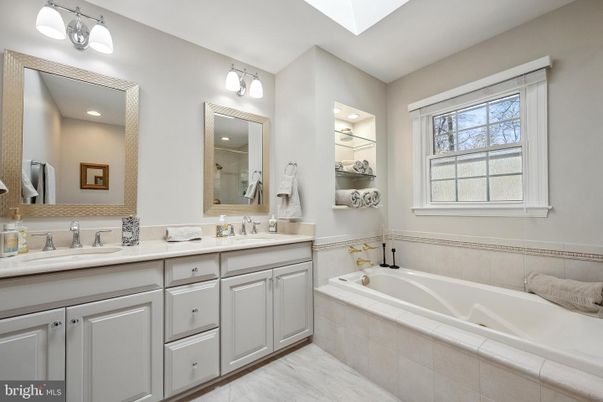 Bathroom, Dual Sink Vanities, Interior, Wood Texture Flooring