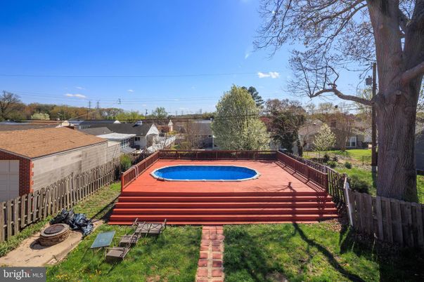 Backyard, Exterior, Pool