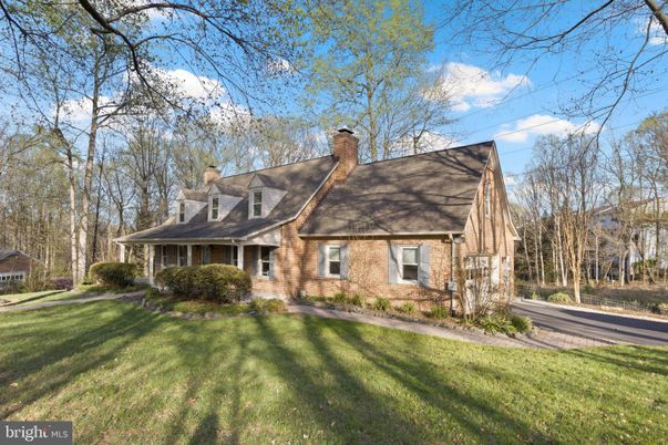 Exterior, Facade, Brick Facade, Cape Cod