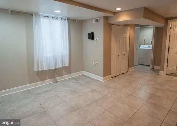 Interior, Recessed Lighting, Washer