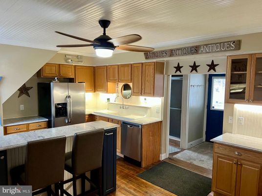 Interior, Kitchen, Stainless Steel Appliances, Wood Texture Flooring