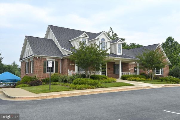 Exterior, Facade, Brick Facade, Farmhouse